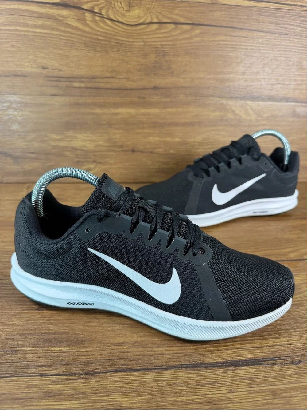 Nike Downshifter 8 Running Shoes Women’s Size‎ 8.5 Sneakers